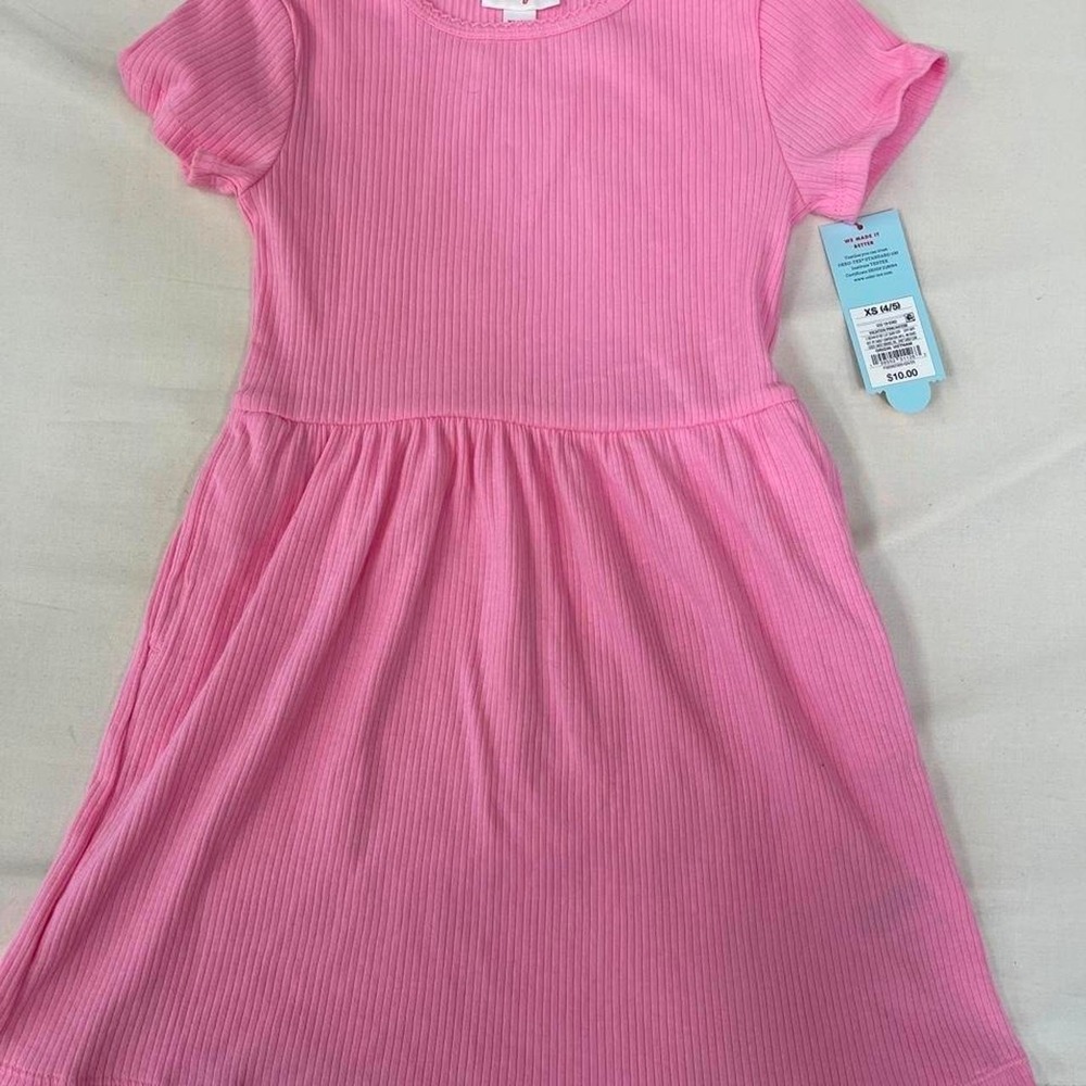 Cute pink ribbed babydoll dress from Cat & Jack. Size‎ XS (4/5).